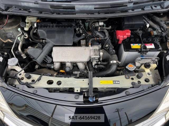 Nissan NOTE 2014-01 386145-18