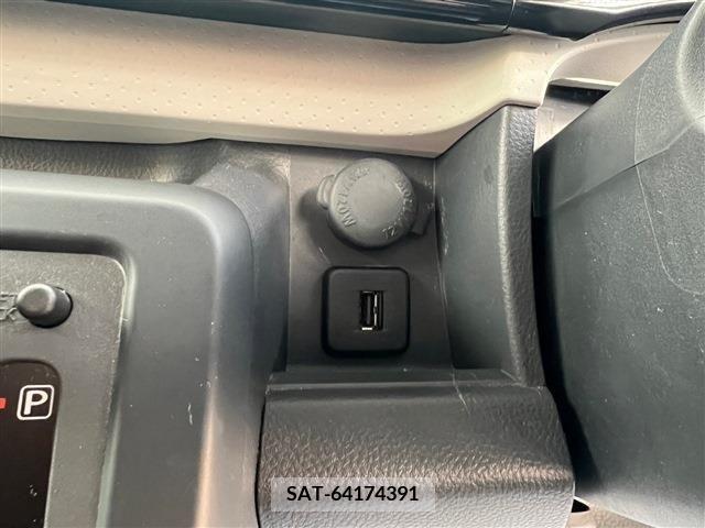 Suzuki MR WAGON 2011-05 247848-18