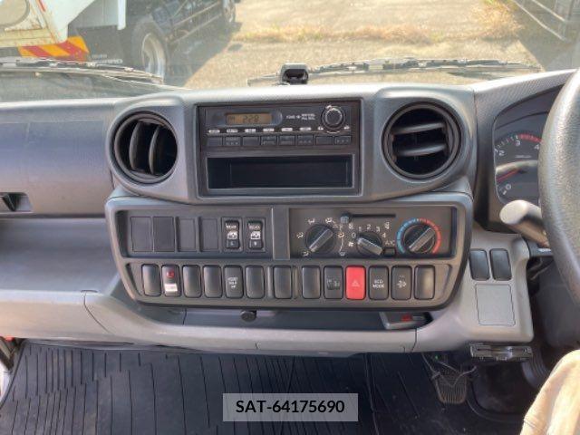 Hino DUTRO 2016-12 296707-8