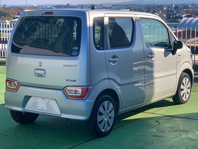 Suzuki WAGON R 2017-06 29074-2