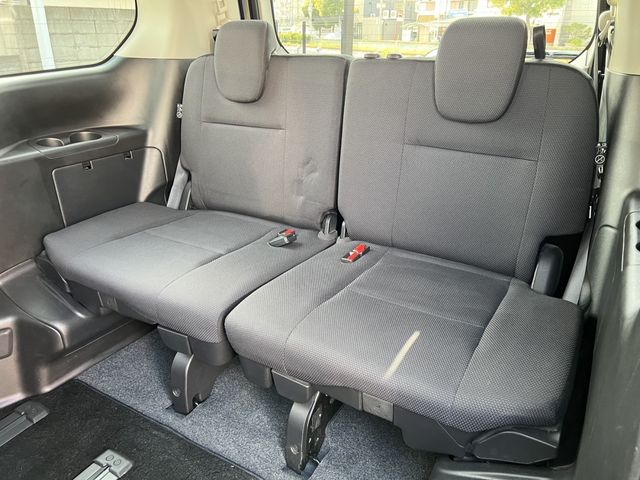 Nissan SERENA 2019-01 28148-19