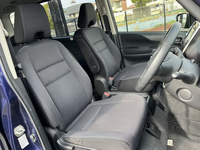 Nissan SERENA 2019-01 28148-14