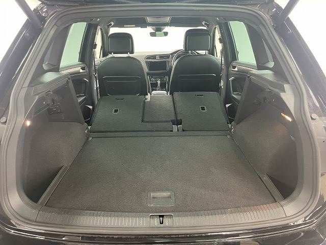 VolksWagen TIGUAN 2019-12 7588-10