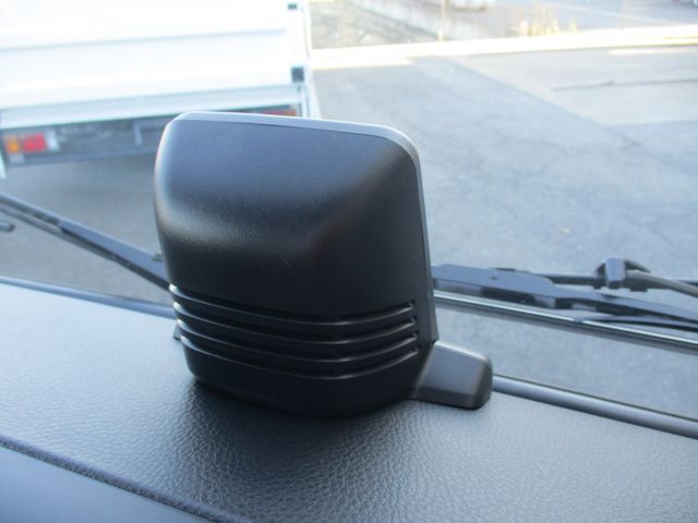 Mitsubishi CANTER 2023-06 10617-18