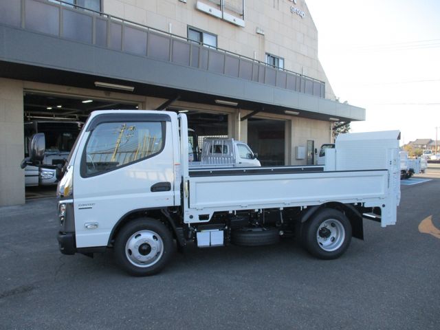 Mitsubishi CANTER 2023-06 10617-5