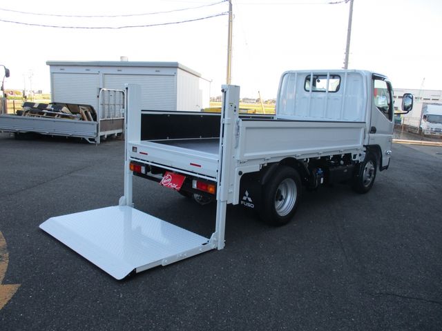 Mitsubishi CANTER 2023-06 10617-0