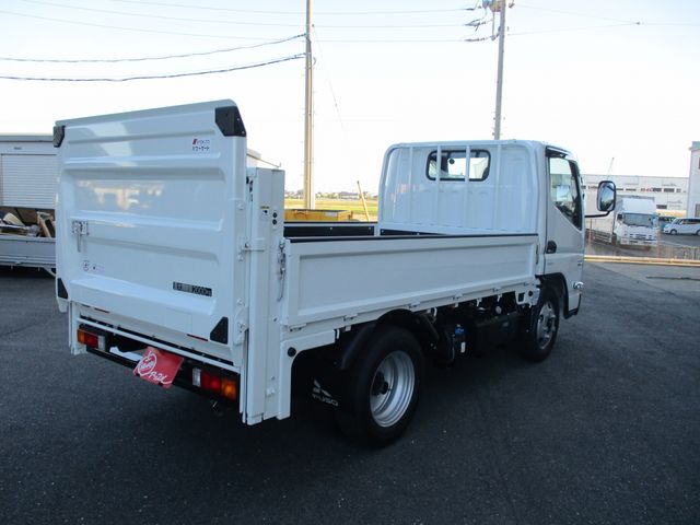 Mitsubishi CANTER 2023-06 10617-2