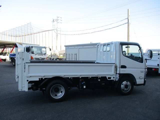 Mitsubishi CANTER 2023-06 10617-6