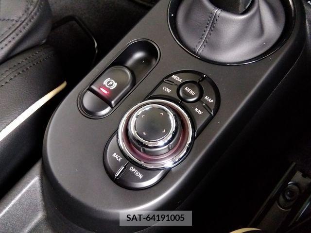 Bmw MINI 2021-06 319664-24