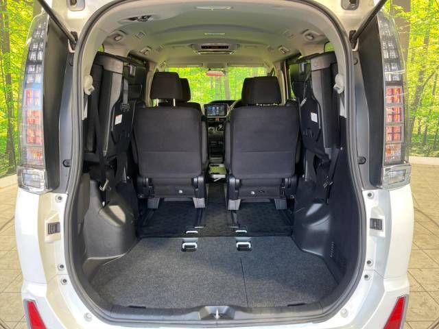 Toyota VOXY HYBRID 2014-12 189868-11