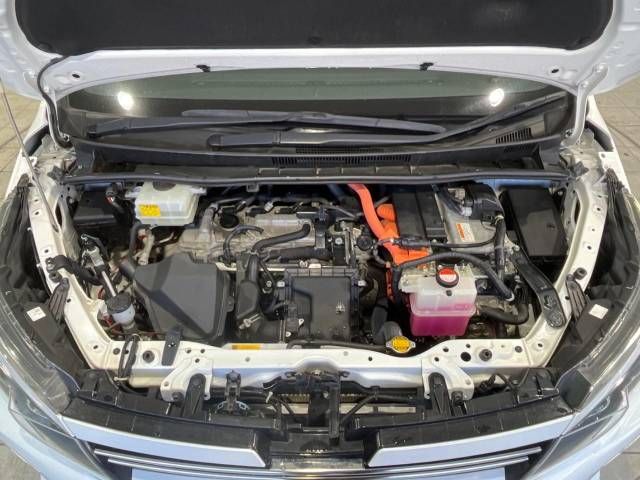 Toyota VOXY HYBRID 2014-12 189868-19