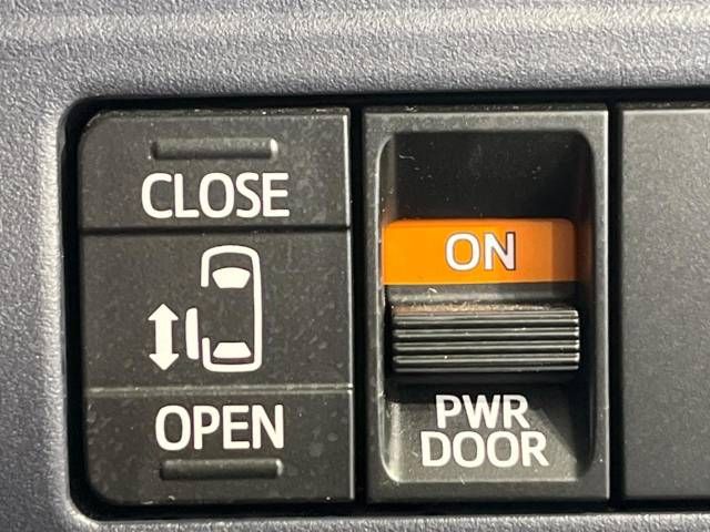 Toyota VOXY HYBRID 2014-12 189868-7