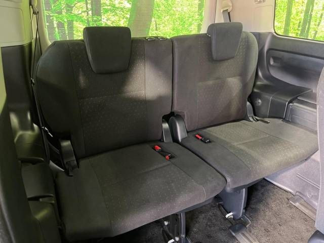 Toyota VOXY HYBRID 2014-12 189868-10