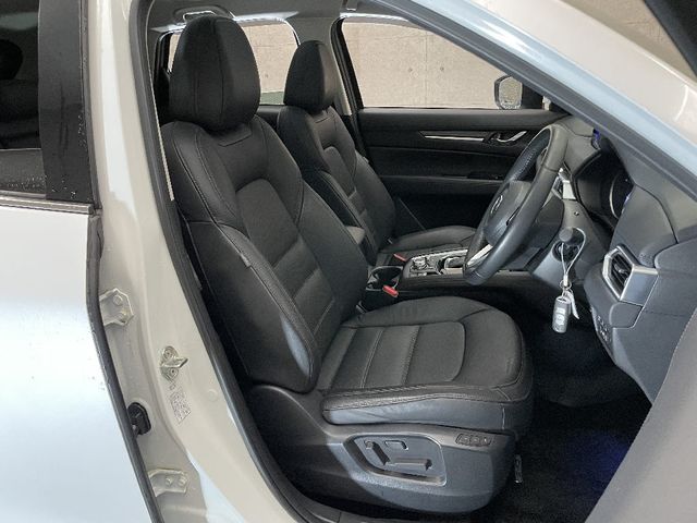 Mazda CX-5 2017-12 13493-3