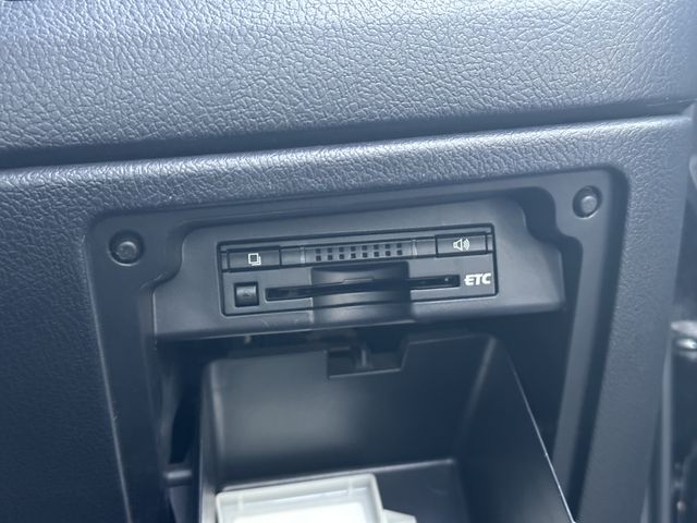 Toyota VOXY 2012-09 15165-8