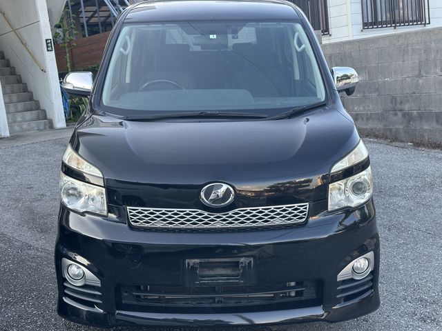 Toyota VOXY 2012-09 15165-1