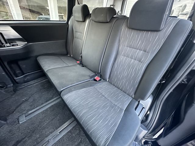 Toyota VOXY 2012-09 15165-5