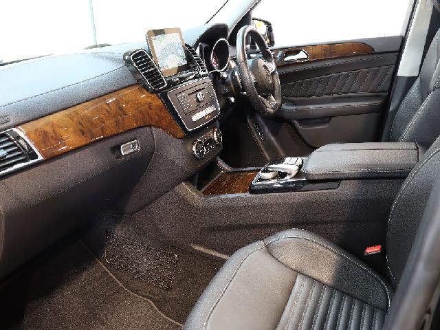 Mercedes Benz GLS-CLASS 2016-05 2732-1