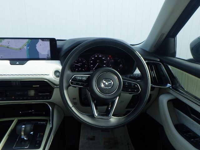 Mazda CX-60 2022-08 9825-7