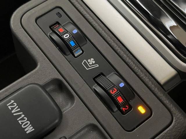 Toyota PRADO 2021-08 183614-8