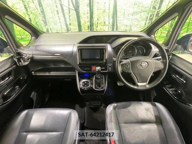 Toyota ESQUIRE 2015-08 297203-1