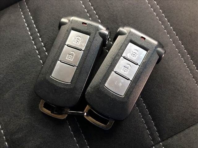Mitsubishi DELICA D5 2018-01 180774-25