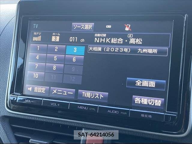 Toyota VOXY 2014-10 247589-17
