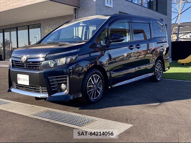 Toyota VOXY 2014-10 247589-6