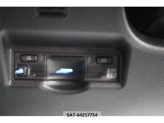 Toyota VOXY 2023-03 289056-4