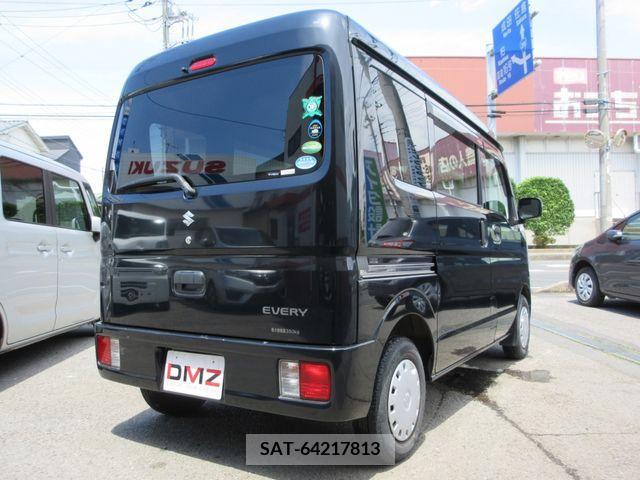Suzuki EVERY 2017-07 268897-5