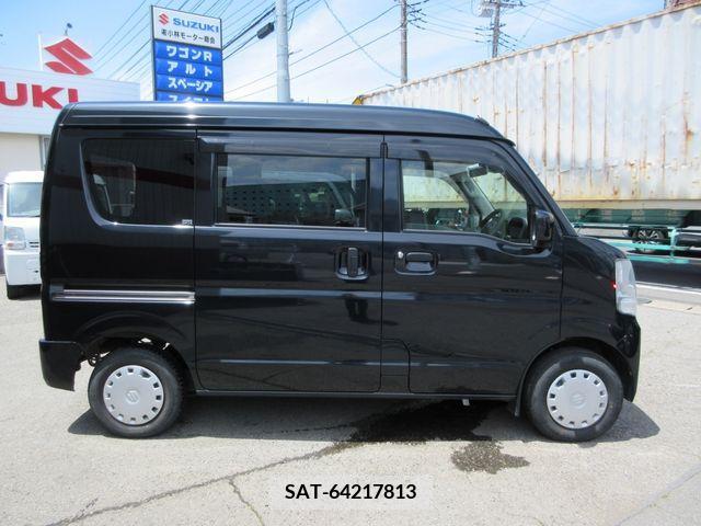 Suzuki EVERY 2017-07 268897-7