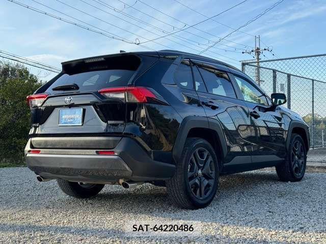 Toyota RAV4 2022-02 225284-5