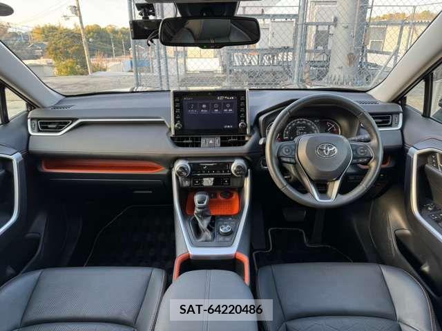Toyota RAV4 2022-02 225284-1