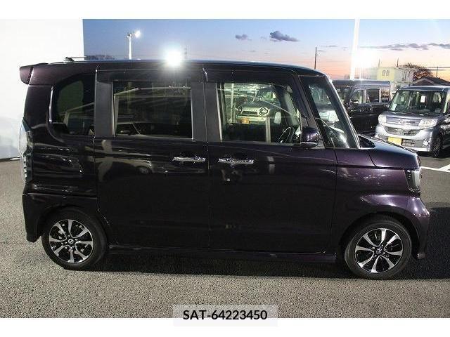 Honda N BOX CUSTOM 2019-06 215730-2