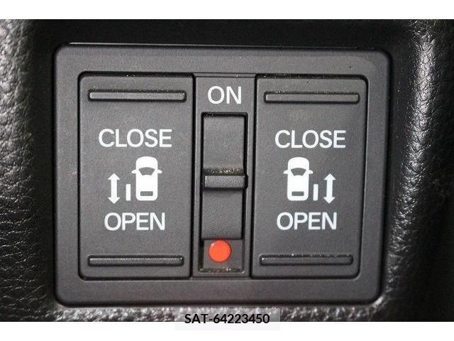 Honda N BOX CUSTOM 2019-06 215730-15