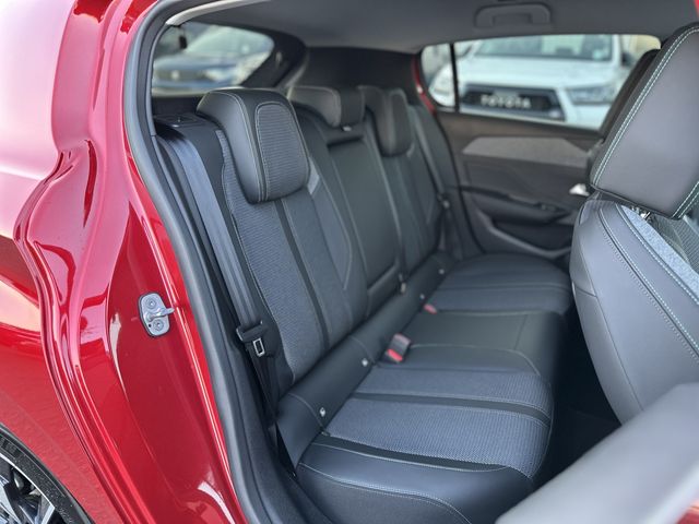 Peugeot 308 2023-03 15205-15