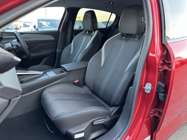 Peugeot 308 2023-03 15205-17
