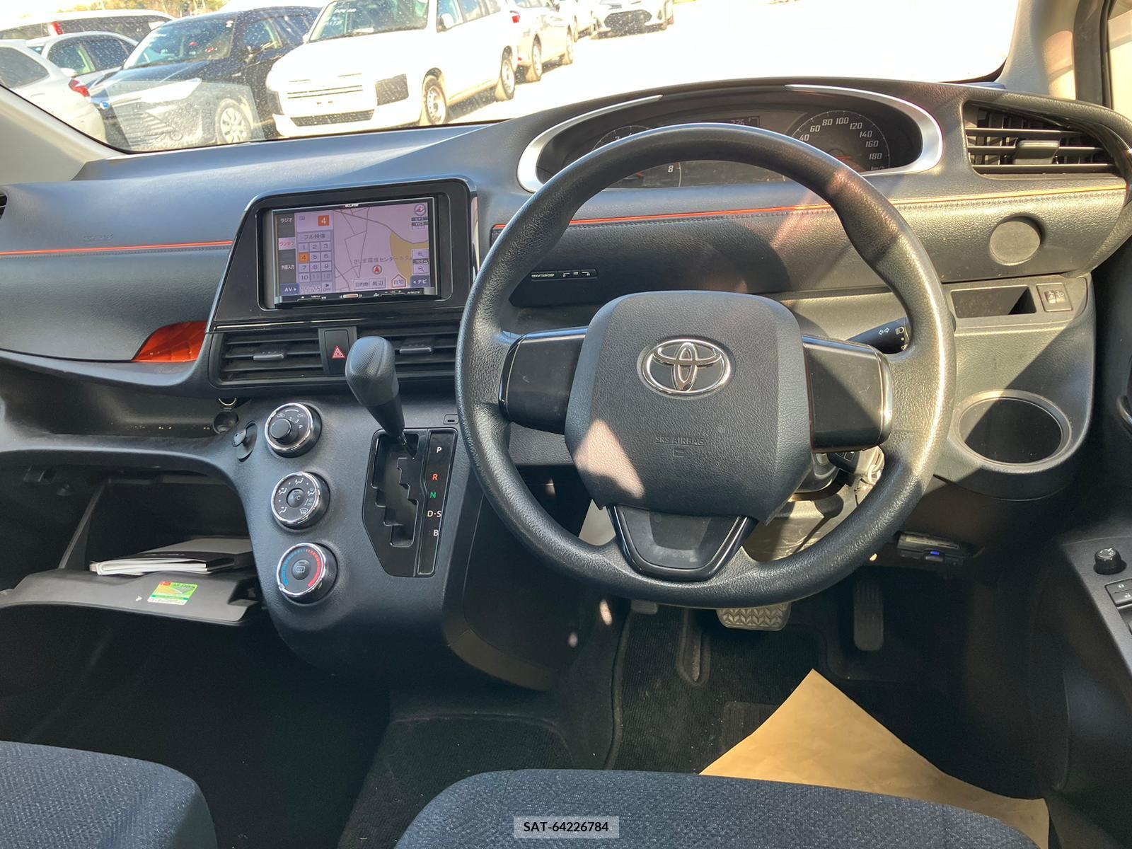 Toyota SIENTA 2017-09 258220-13