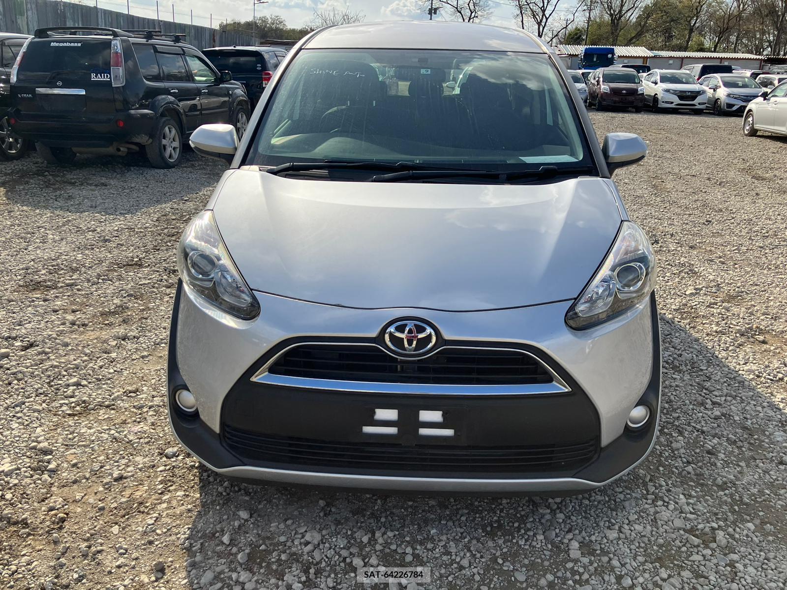 Toyota SIENTA 2017-09 258220-4