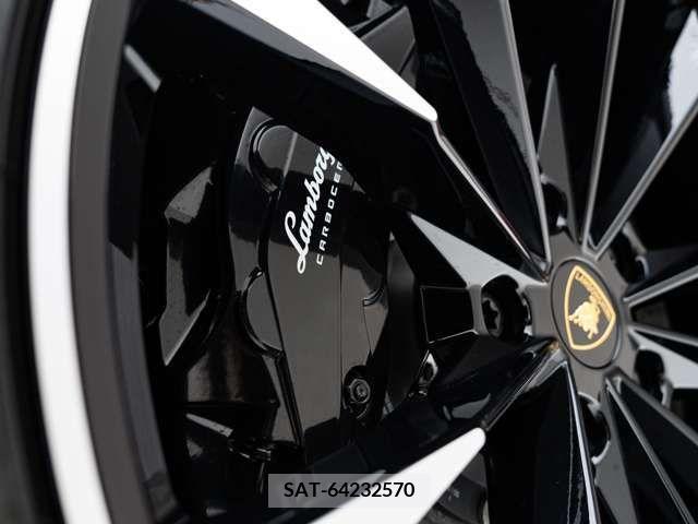 Lamborghini URUS 2022-05 321261-9