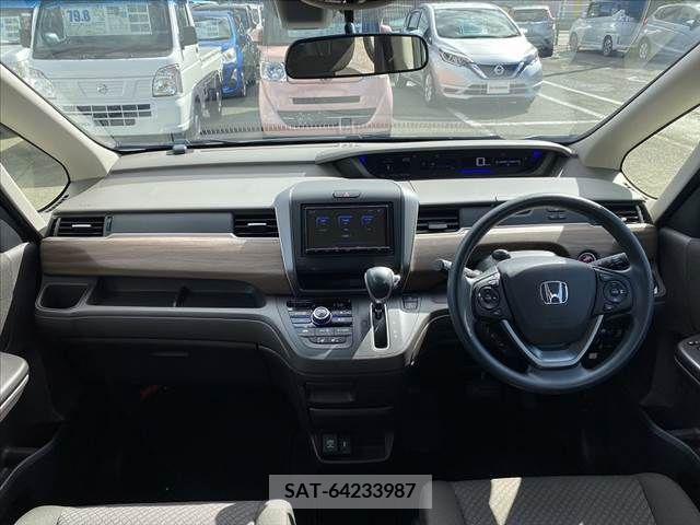 Honda FREED 2022-07 331270-1