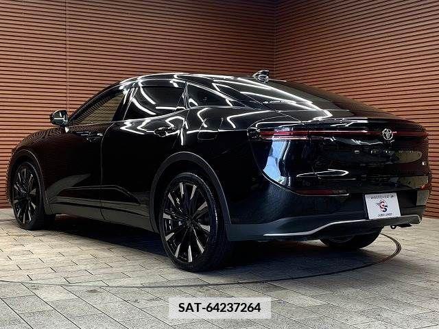 Toyota CROWN 2022-11 341372-16