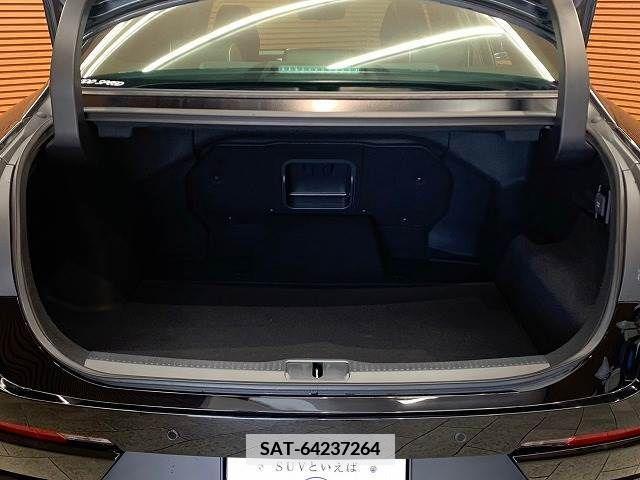Toyota CROWN 2022-11 341372-12