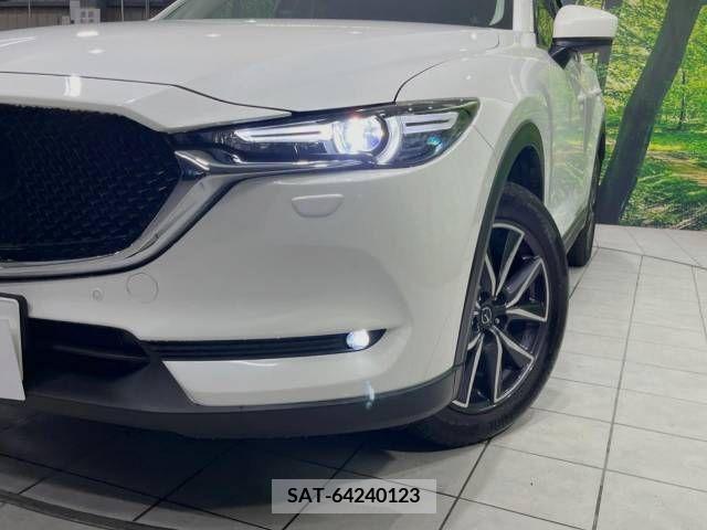 Mazda CX-5 2018-09 382117-11