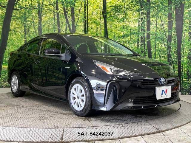 Toyota PRIUS 2019-08 282214-16