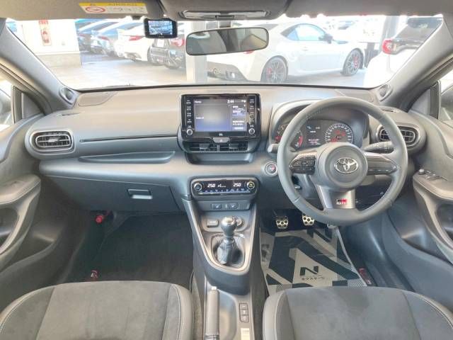 Toyota YARIS 2020-09 19790-1