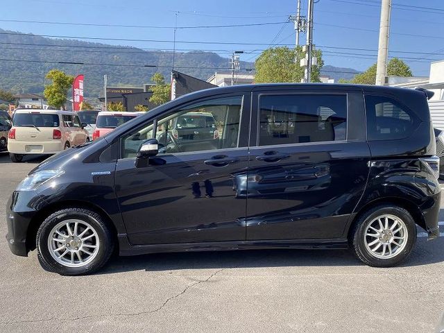Honda FREED HYBRID 2013-03 185453-4
