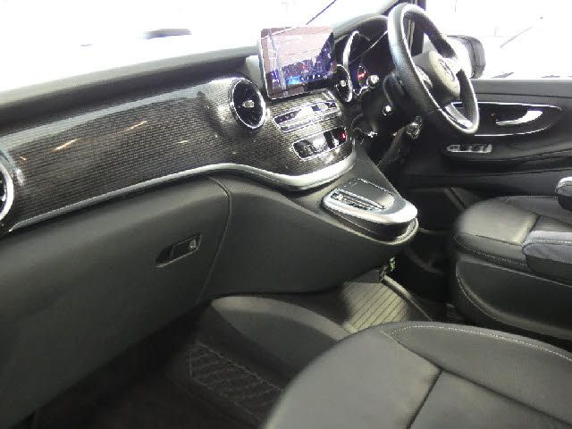 Mercedes Benz V-CLASS 2021-08 193441-1