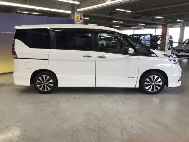 Nissan SERENA 2018-07 7794-6
