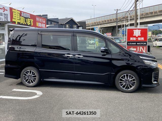 Toyota VOXY 2015-08 289020-4